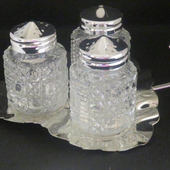 *Vintage* Queen Anne Leaf Cruet Set Silver Plated (K432) - Picture 6 of 11